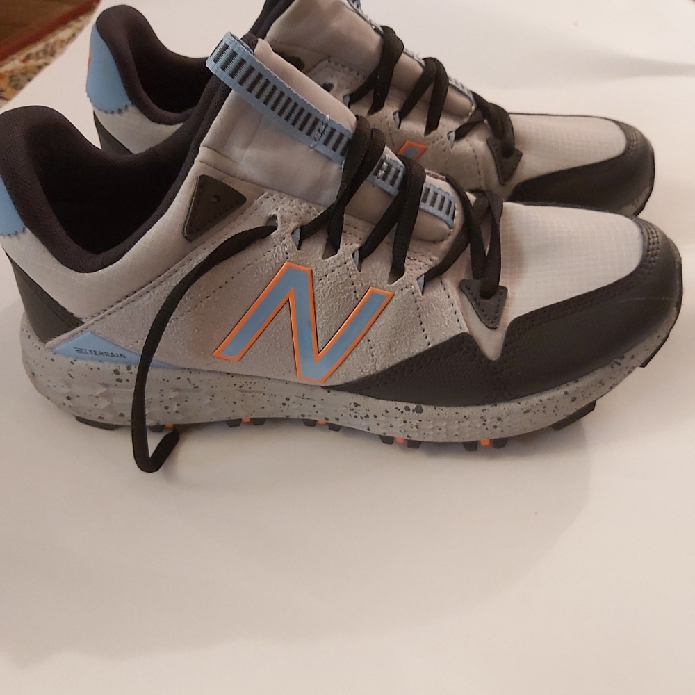 running shoes - Picture 5 of 5